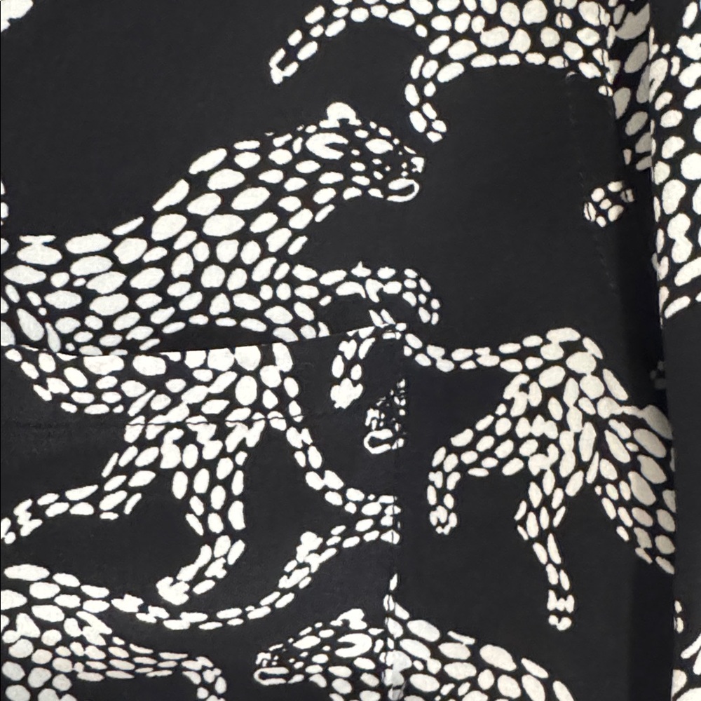 Rails Black and White Patterned Blouse - Picture 3 of 4